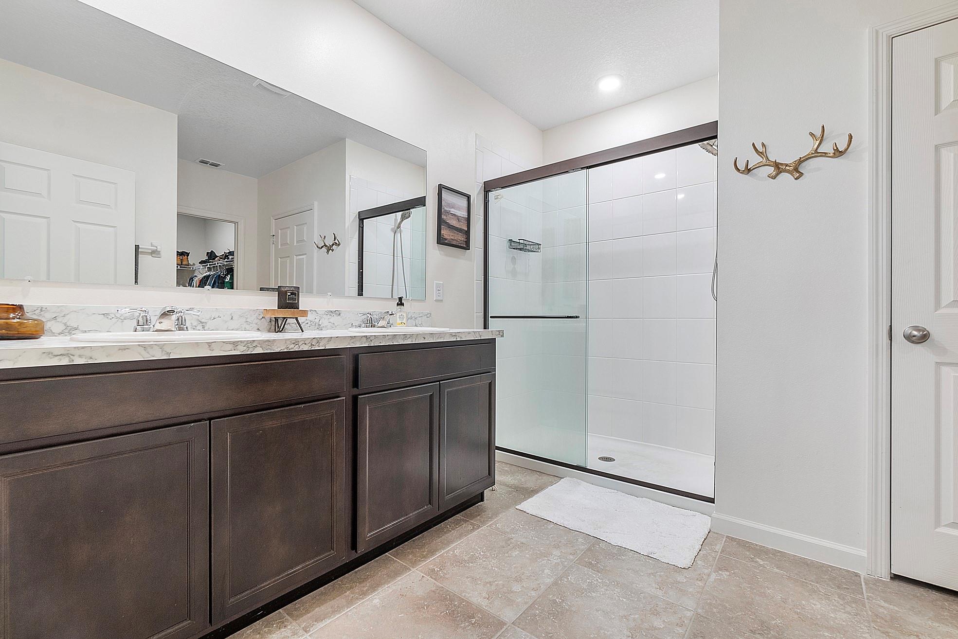 PORT ST LUCIE SECTION 11 - Residential Lease