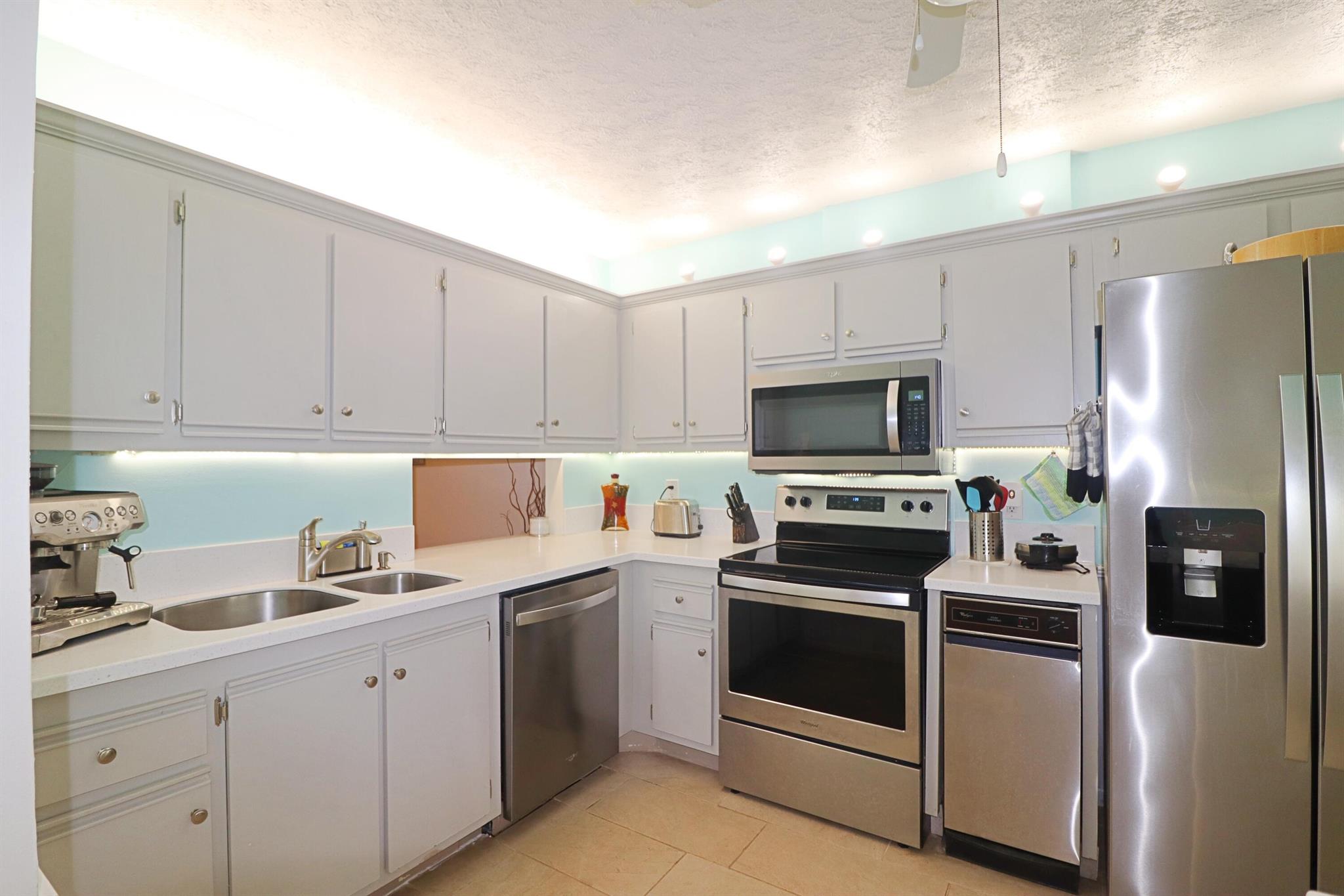 HIGH POINT - Residential Lease