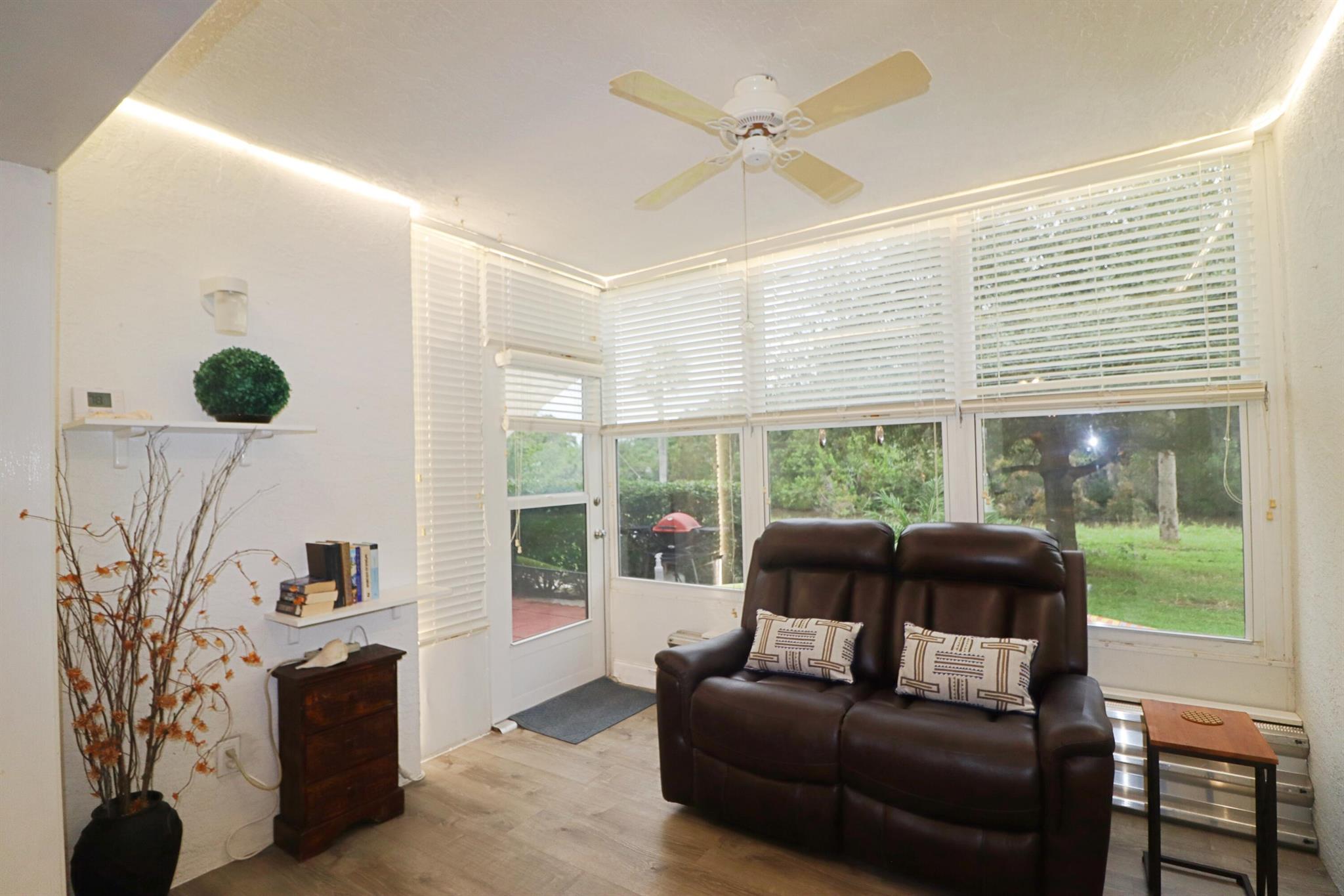 HIGH POINT - Residential Lease