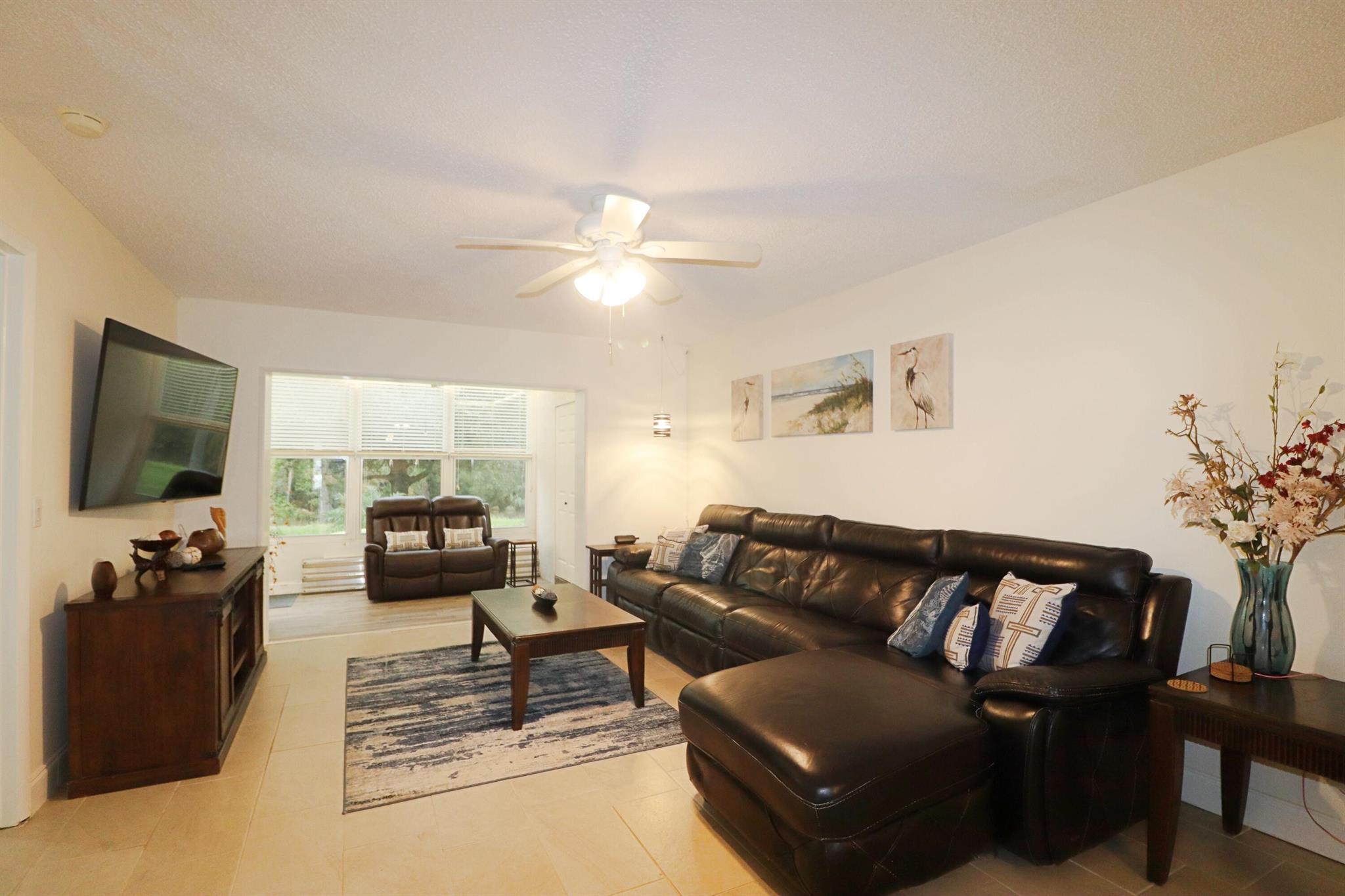 HIGH POINT - Residential Lease