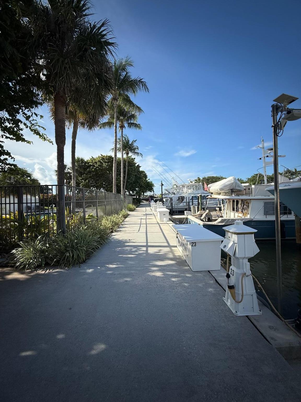 3238 Casseekey Island Road 25