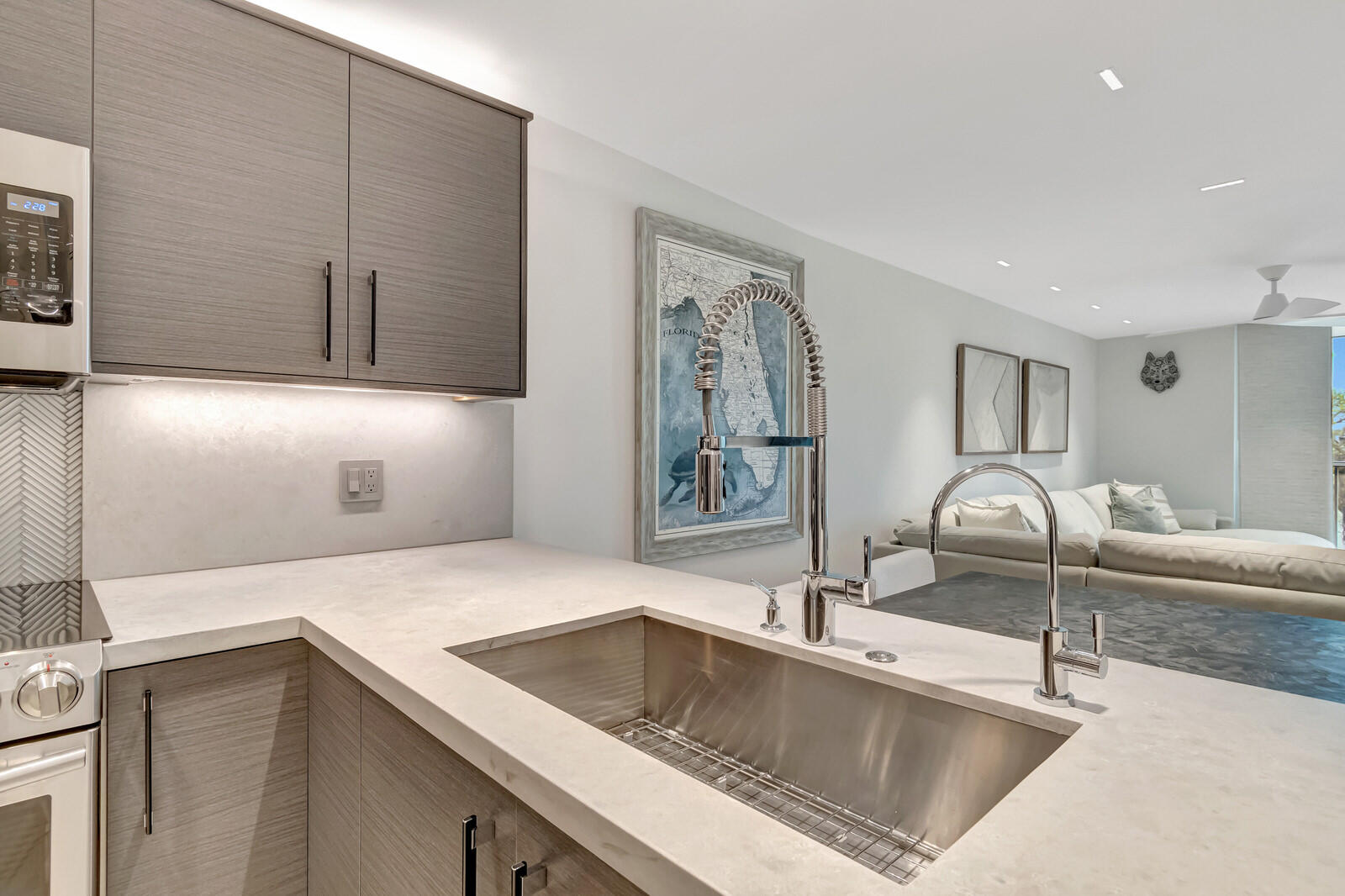 BOCA TEECA CONDO 6 - Residential