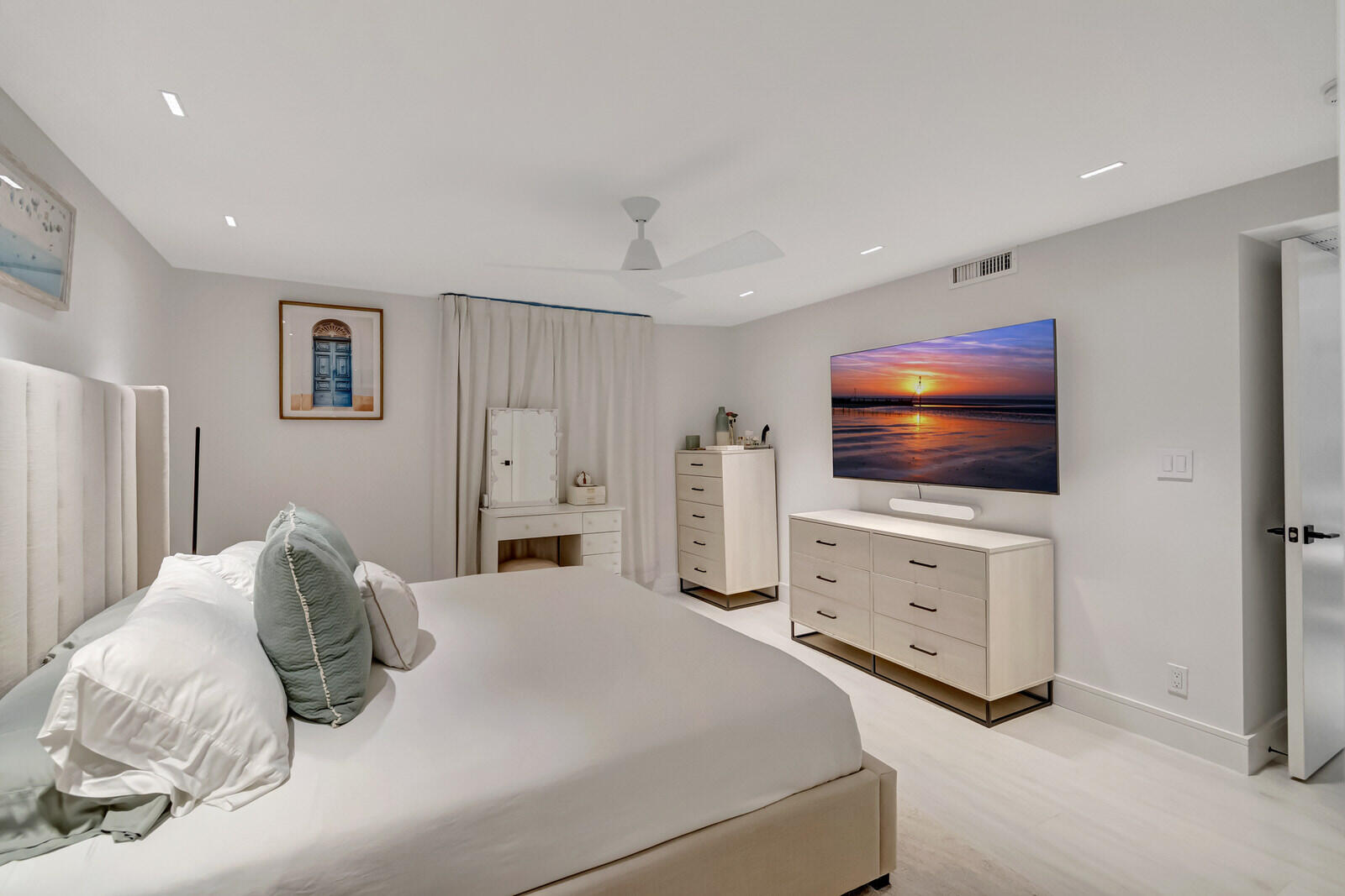 BOCA TEECA CONDO 6 - Residential