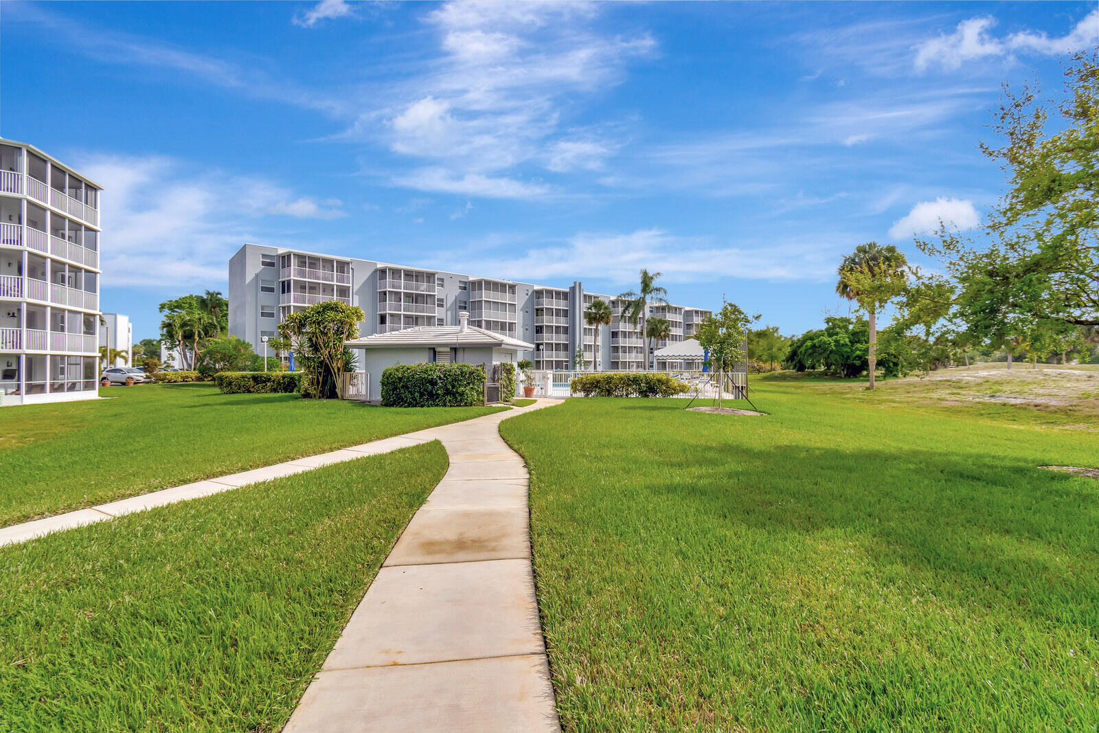 BOCA TEECA CONDO 6 - Residential