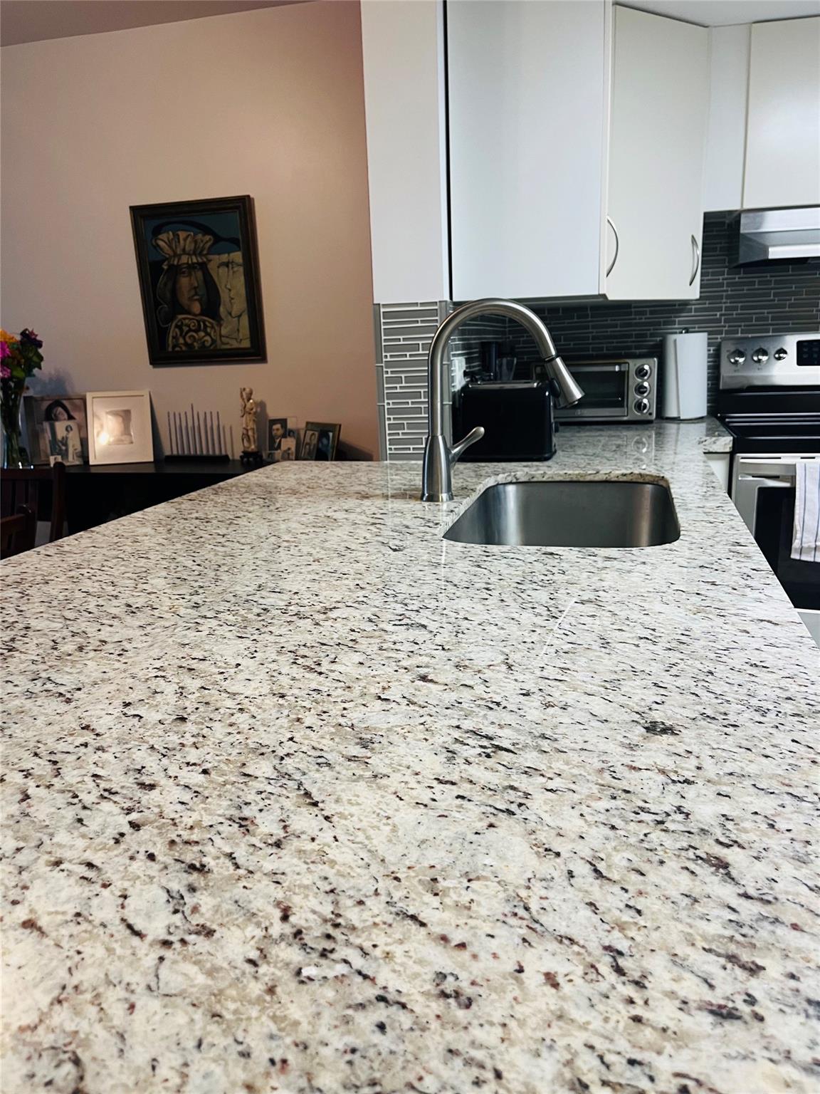 415 SE 11th Ter 205