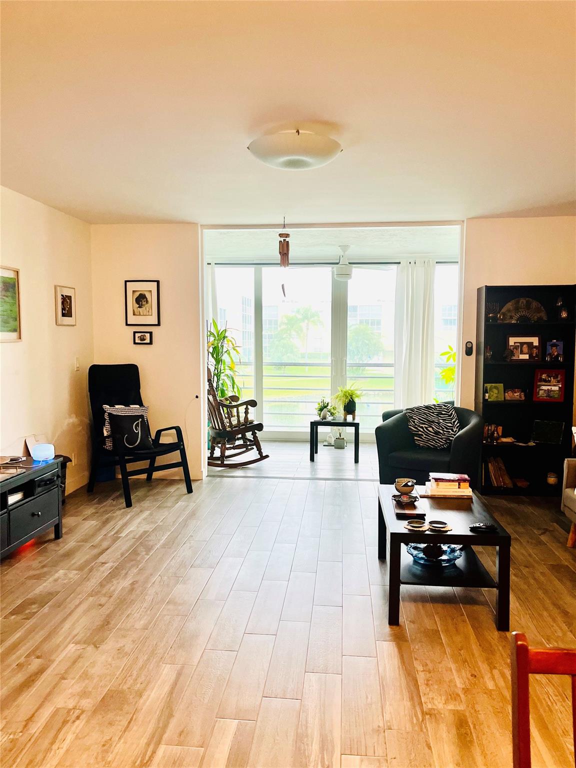 415 SE 11th Ter 205