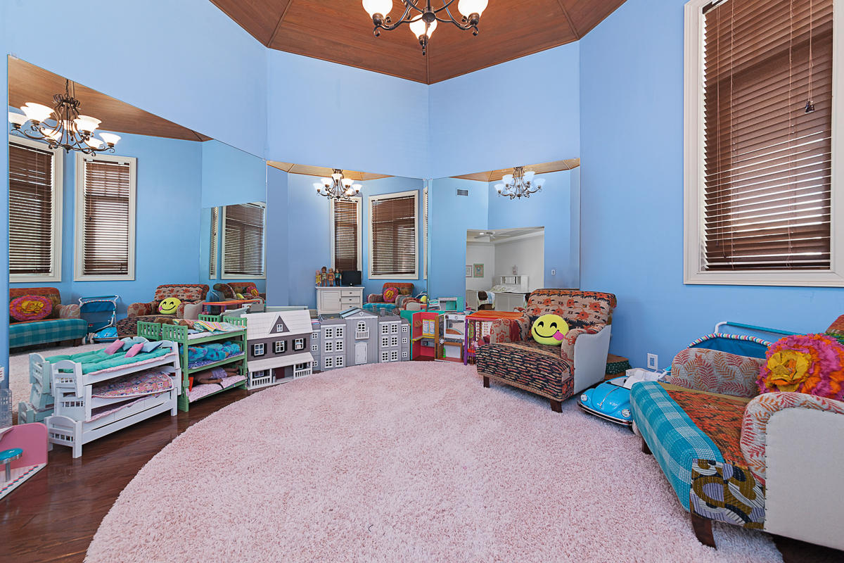 FIELDBROOK ESTATES - Residential