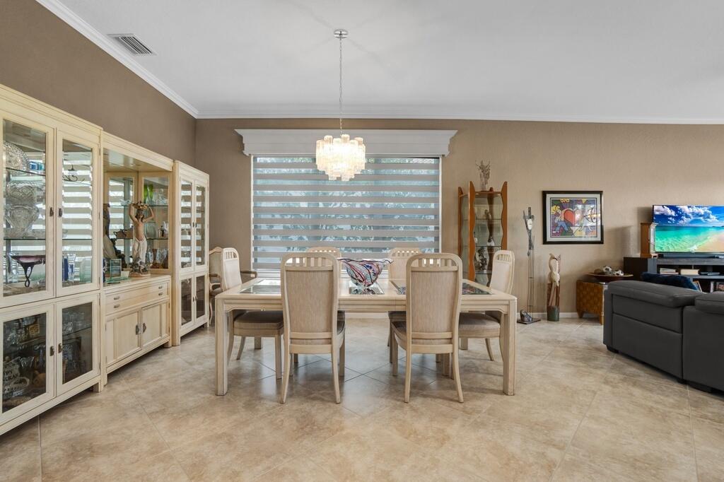 VALENCIA FALLS 6 - Residential