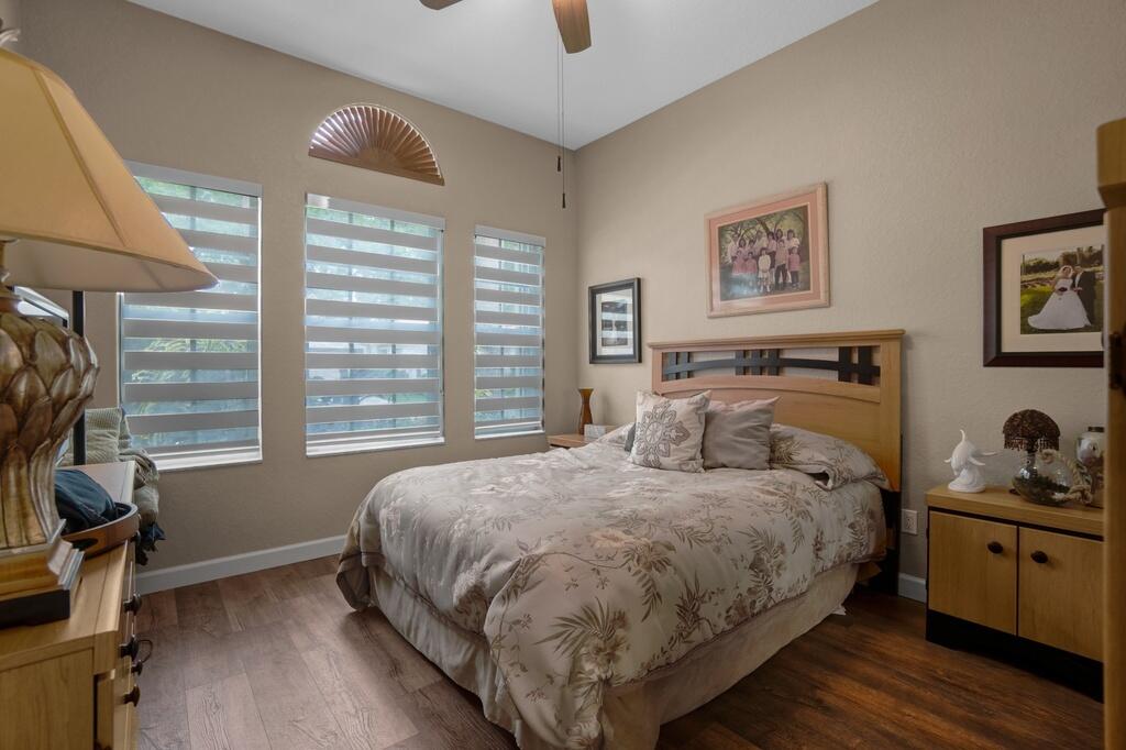 VALENCIA FALLS 6 - Residential