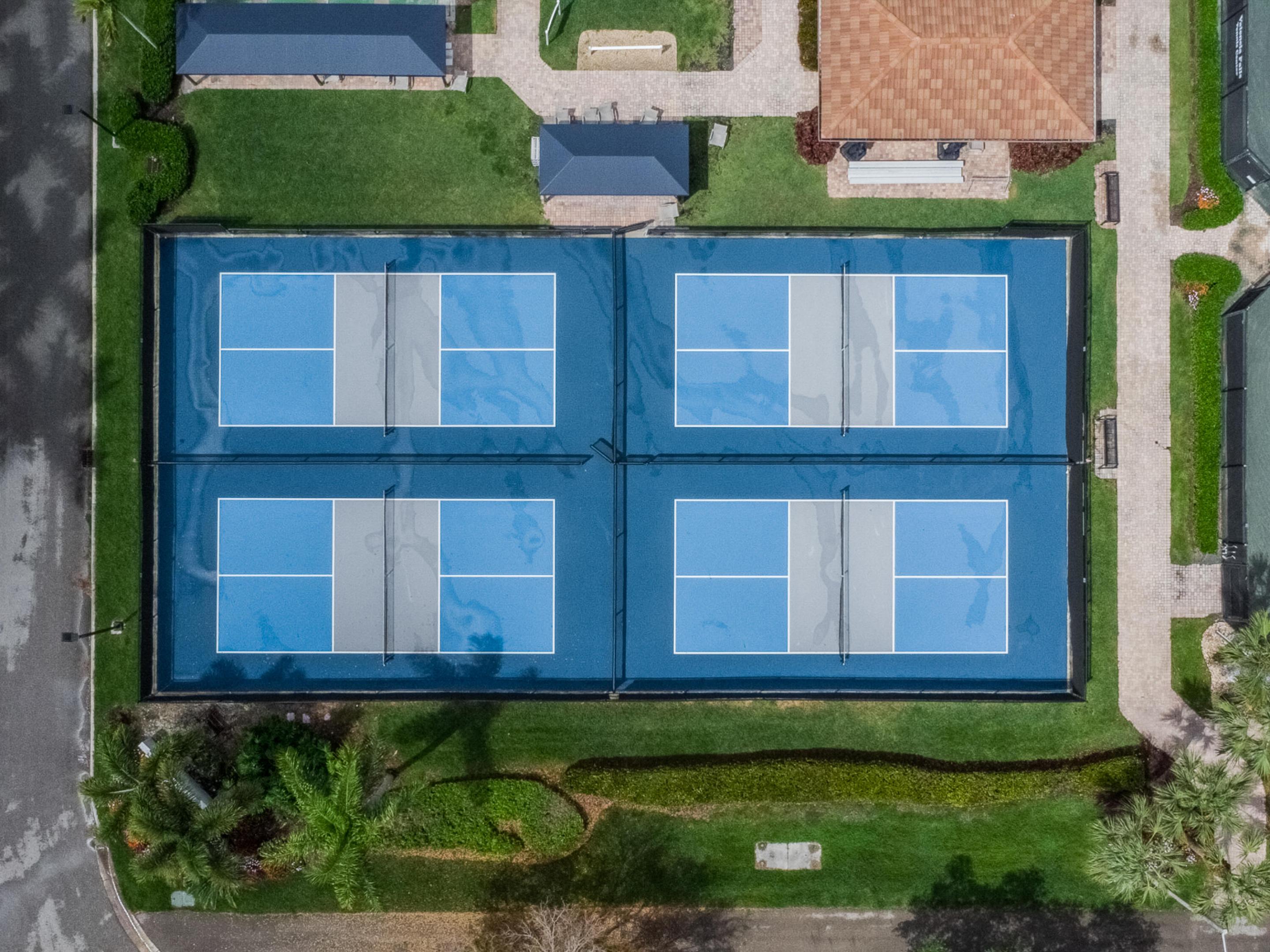 VALENCIA FALLS 6 - Residential