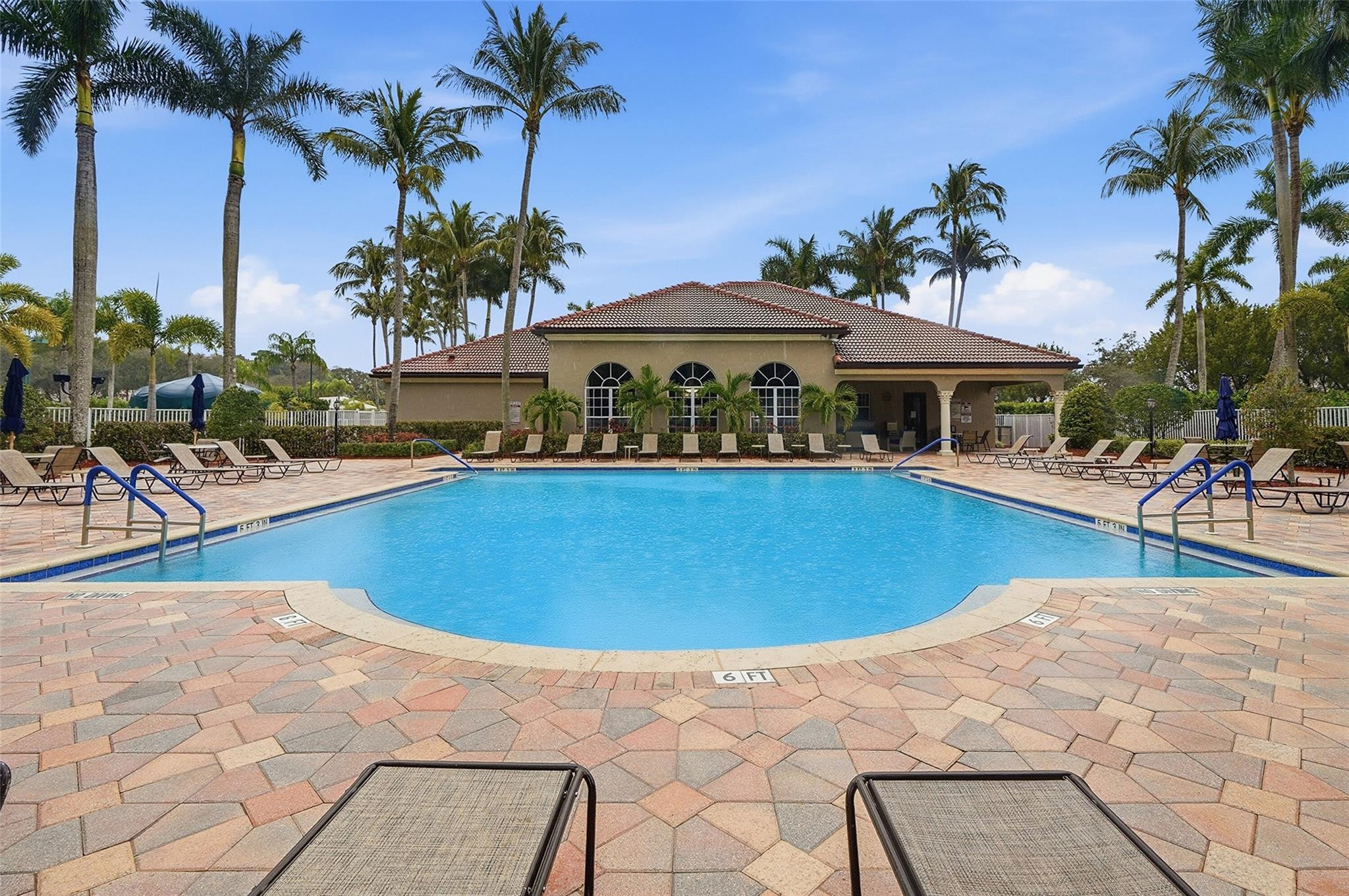 Mizner Pointe of Boca - Residential