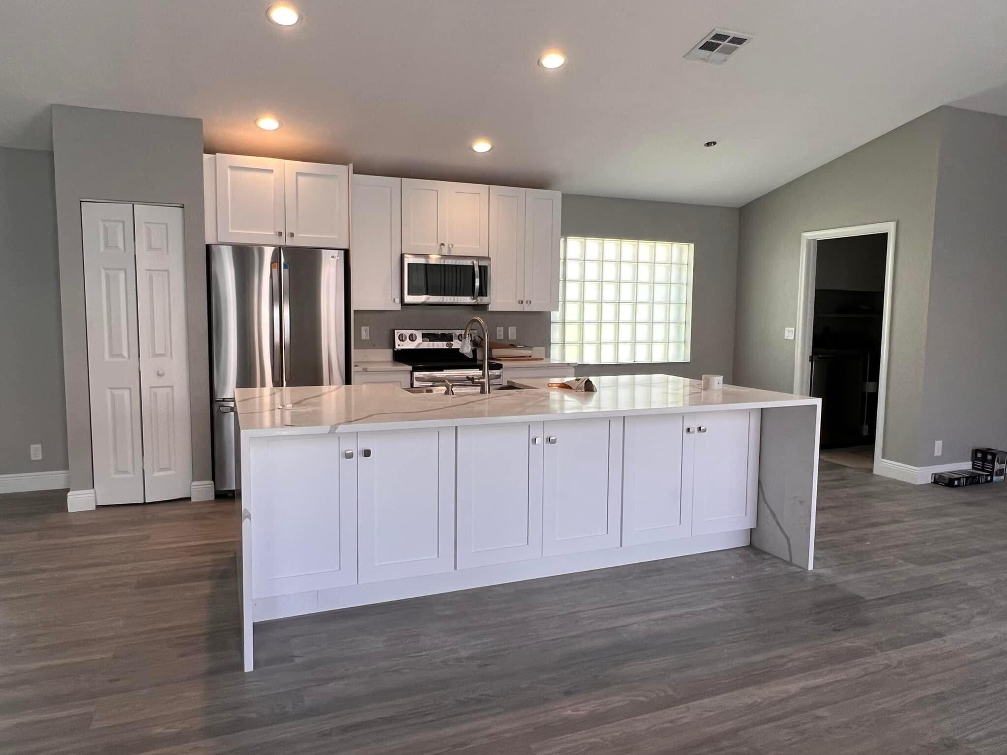 ROSSMOOR LAKES - Residential