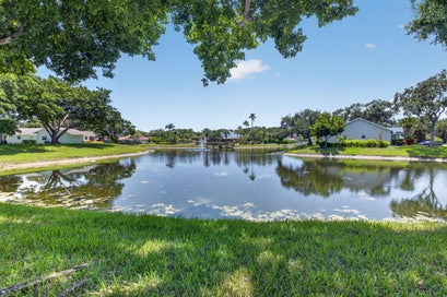 10884 LAKE FRONT Place Boca Raton FL 33498