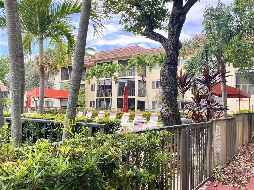 259 S Cypress Rd Unit 501  