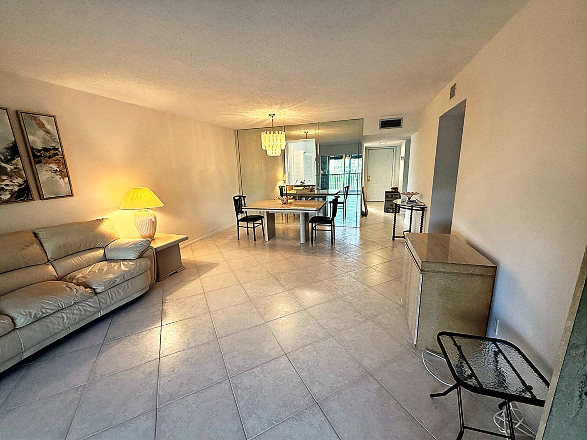 HUNTINGTON LAKES SEC ONE CONDOS - Residential