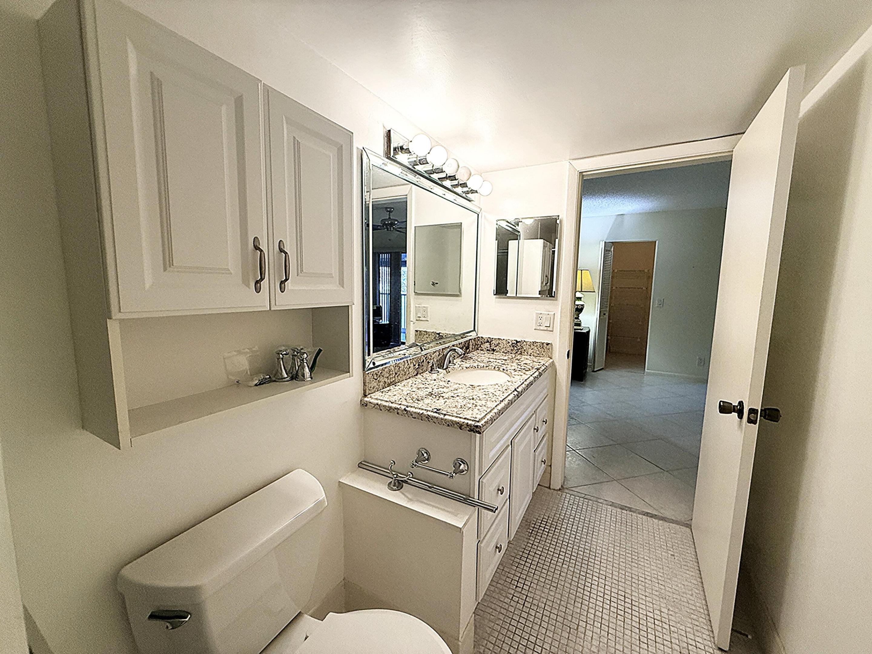 HUNTINGTON LAKES SEC ONE CONDOS - Residential