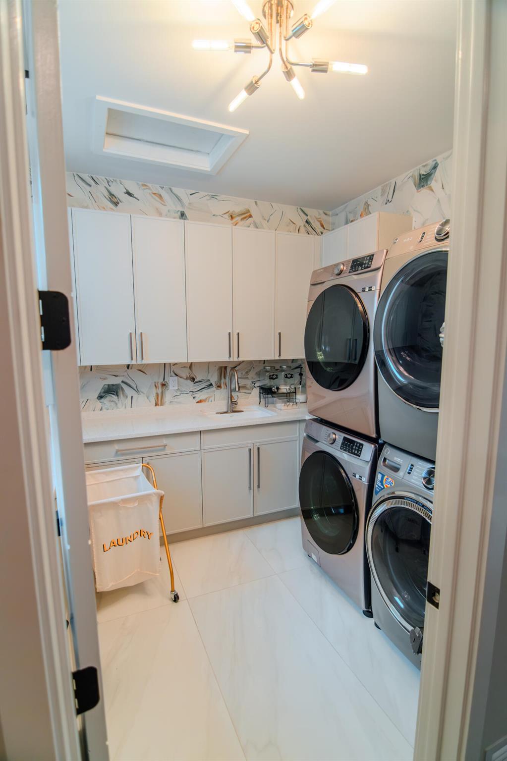 BRIDGES MIZNER PUD BRIDGE - Residential Lease