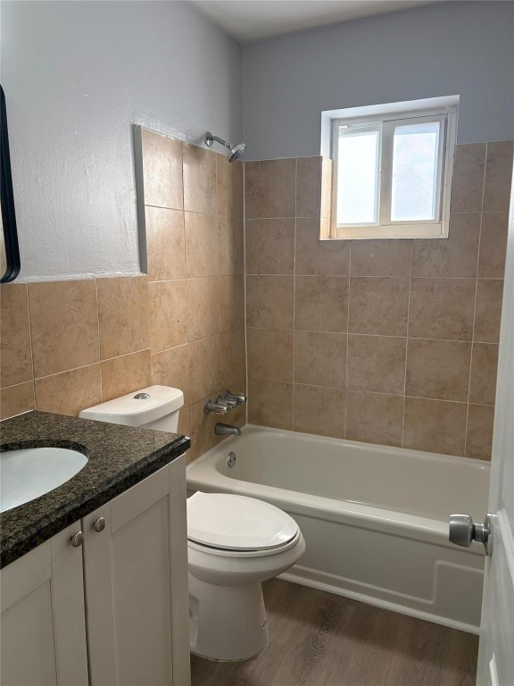 LUSH APARTMENTS - Residential Lease