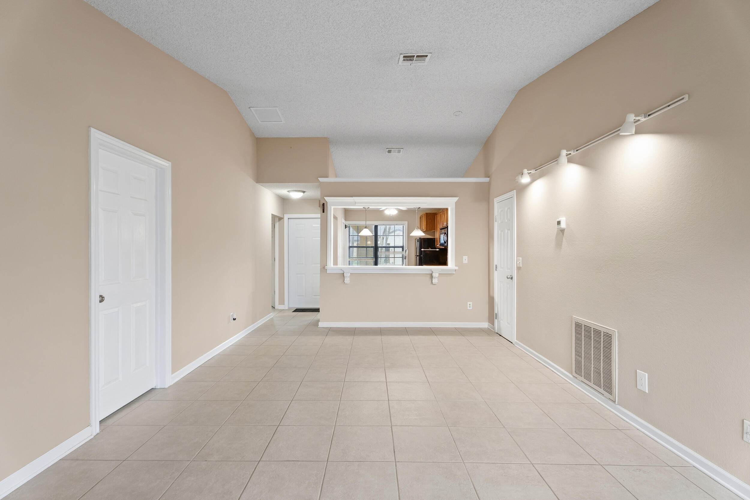 PORT ST LUCIE SECTION 53 1ST REPLAT - Residential