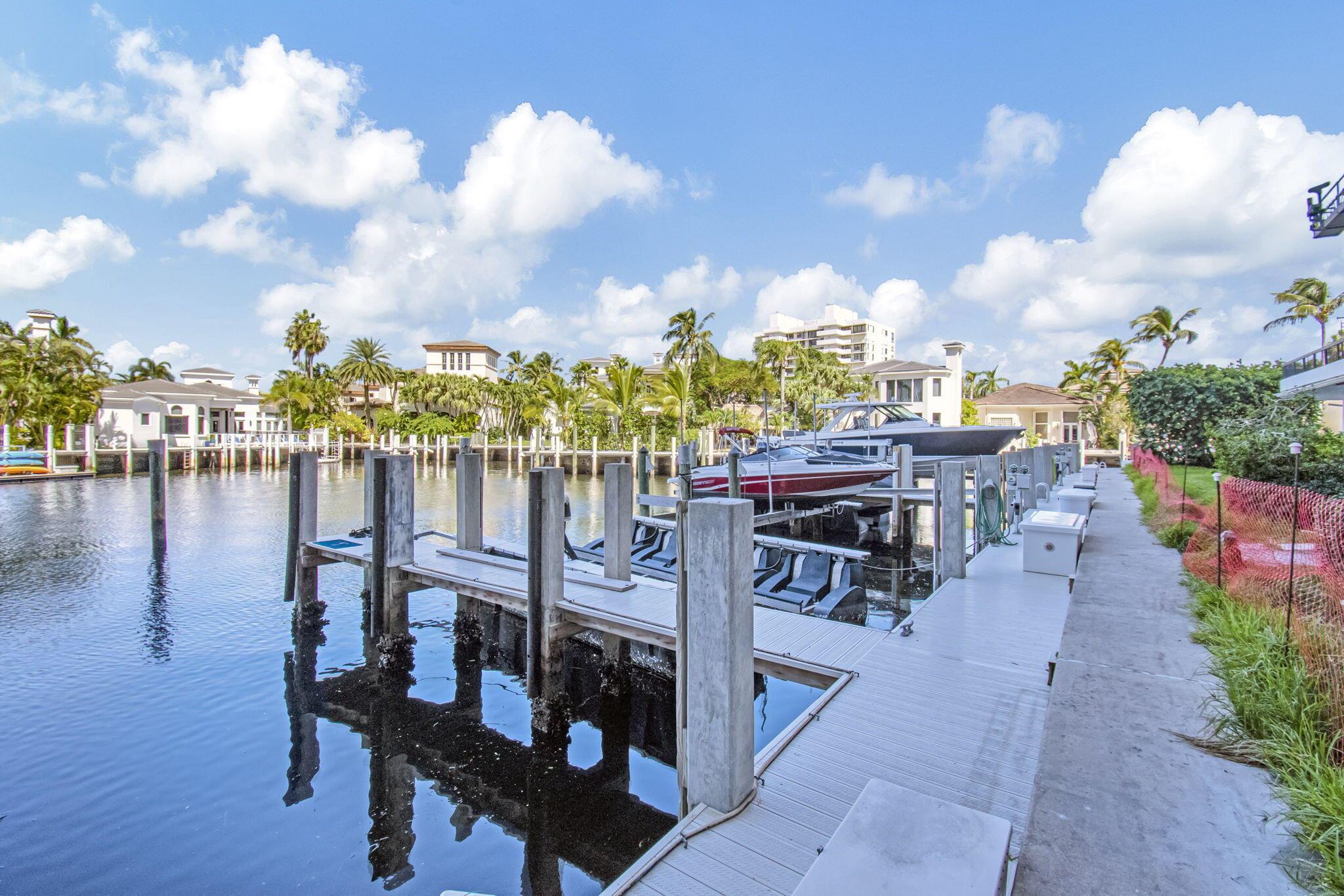 BRAEMAR ISLE CONDO - Residential