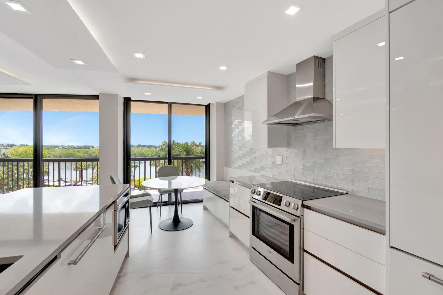 BRAEMAR ISLE CONDO - Residential