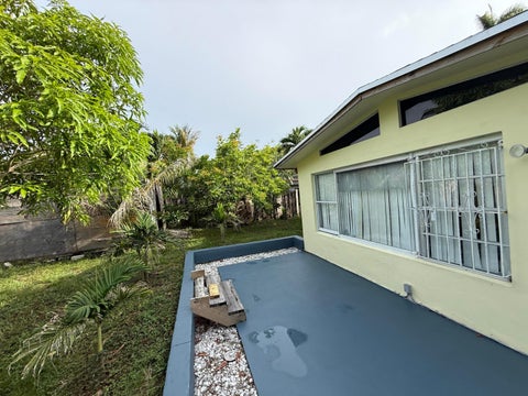 Tiny photo for 124 NW 45th Avenue, Plantation, FL 33317 (MLS # B26046857)