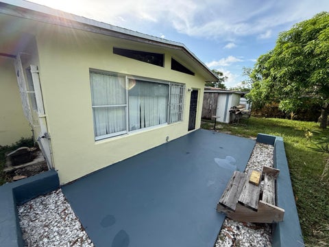 Tiny photo for 124 NW 45th Avenue, Plantation, FL 33317 (MLS # B26046857)