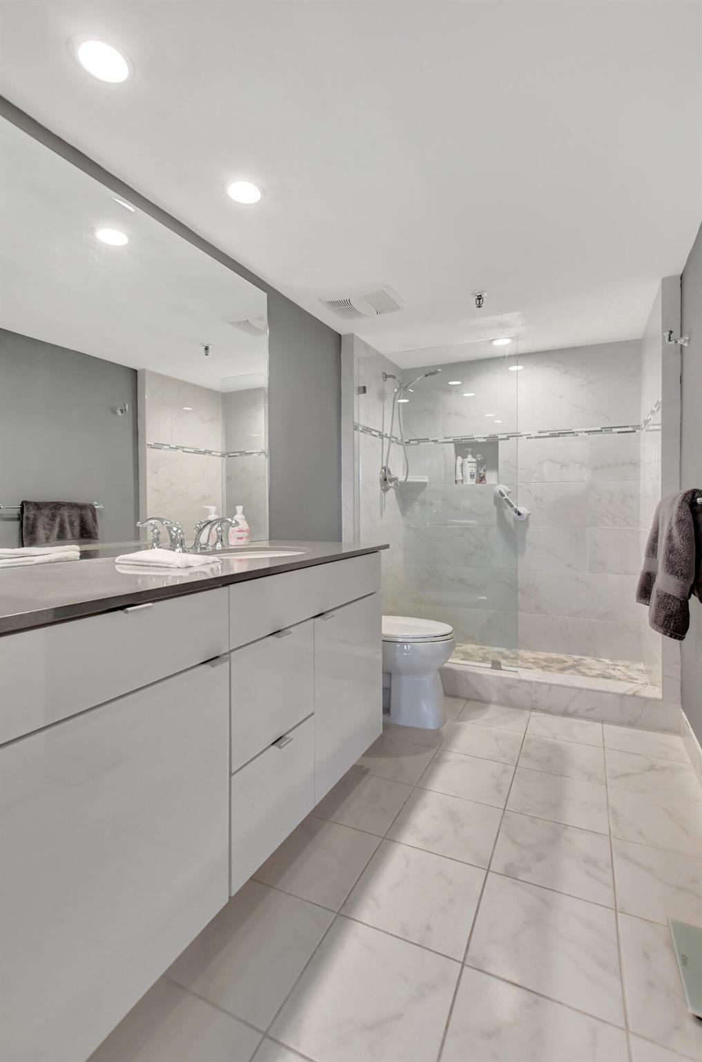 WILLOW WOOD MIDRISE CONDO - Residential