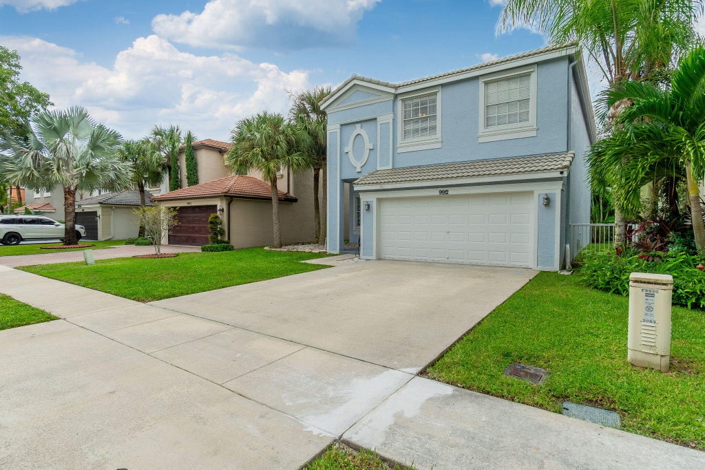 Photo of 9912 WOODWORTH Court, Wellington, FL 33414 (MLS # B26080181)