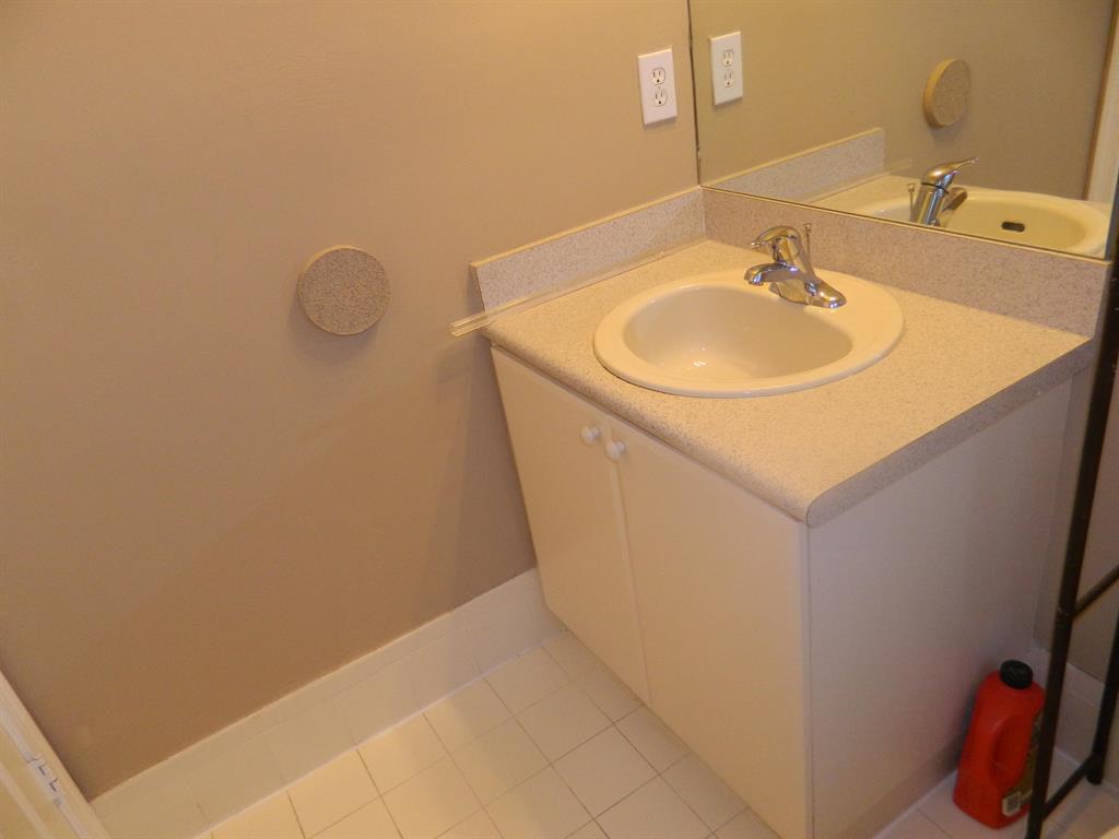 SHOMA TOWNHOMES AT ROYAL PALM BEACH CONDO - Residential Lease