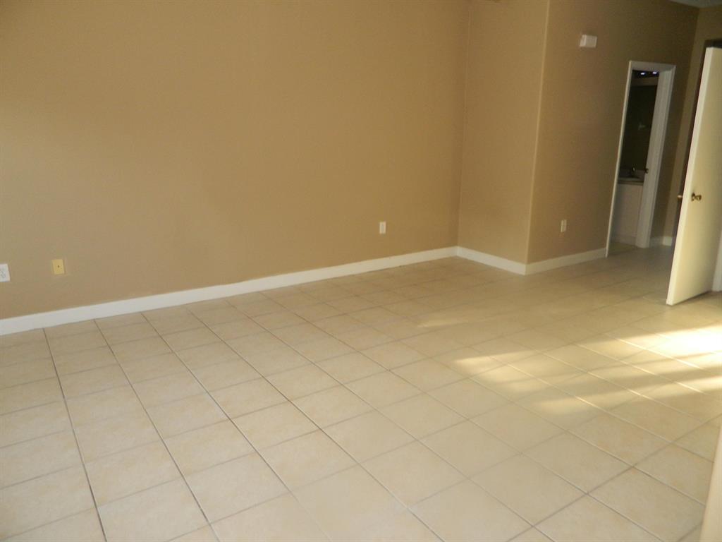 SHOMA TOWNHOMES AT ROYAL PALM BEACH CONDO - Residential Lease