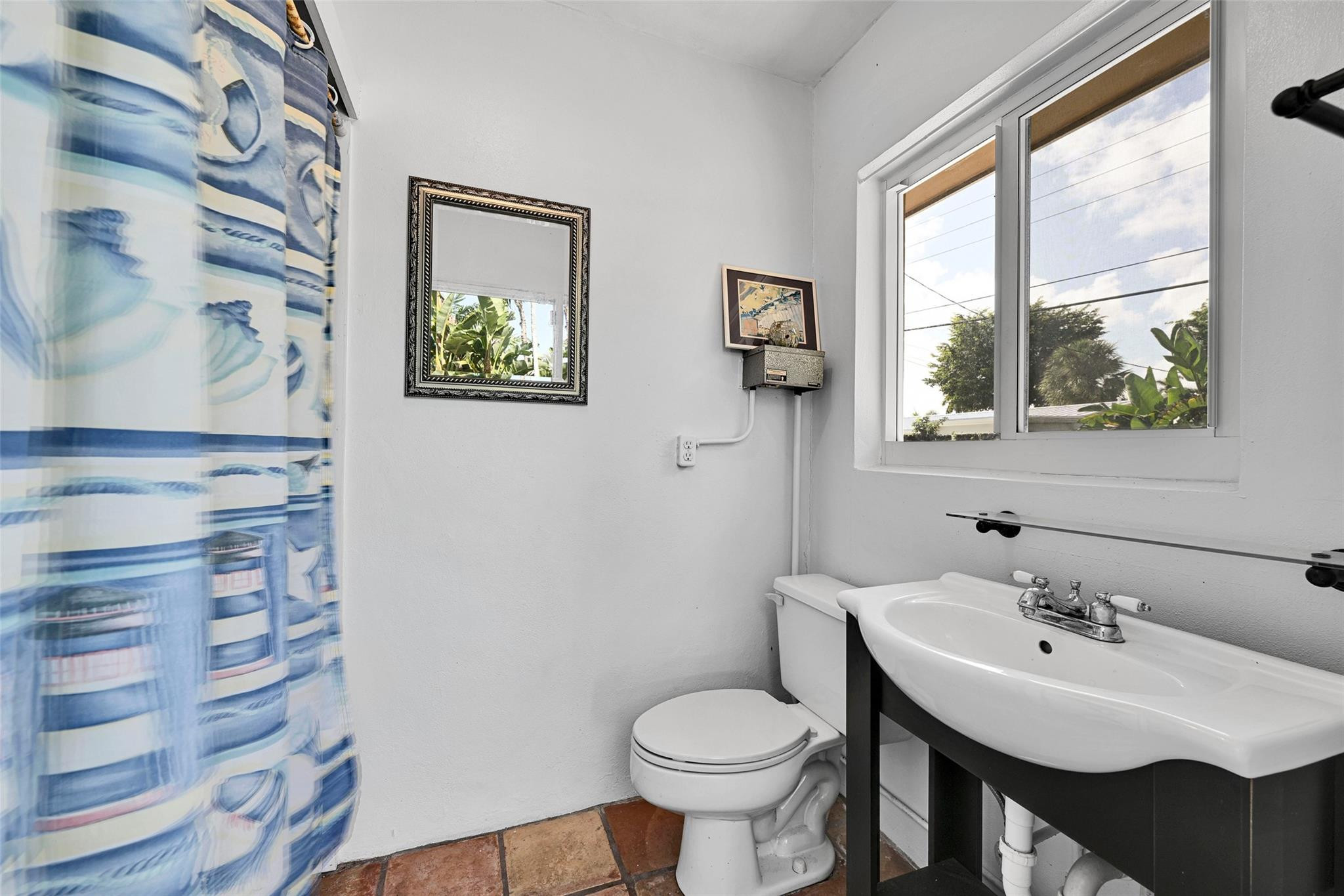 CORAL HEIGHTS SEC ONE - Residential