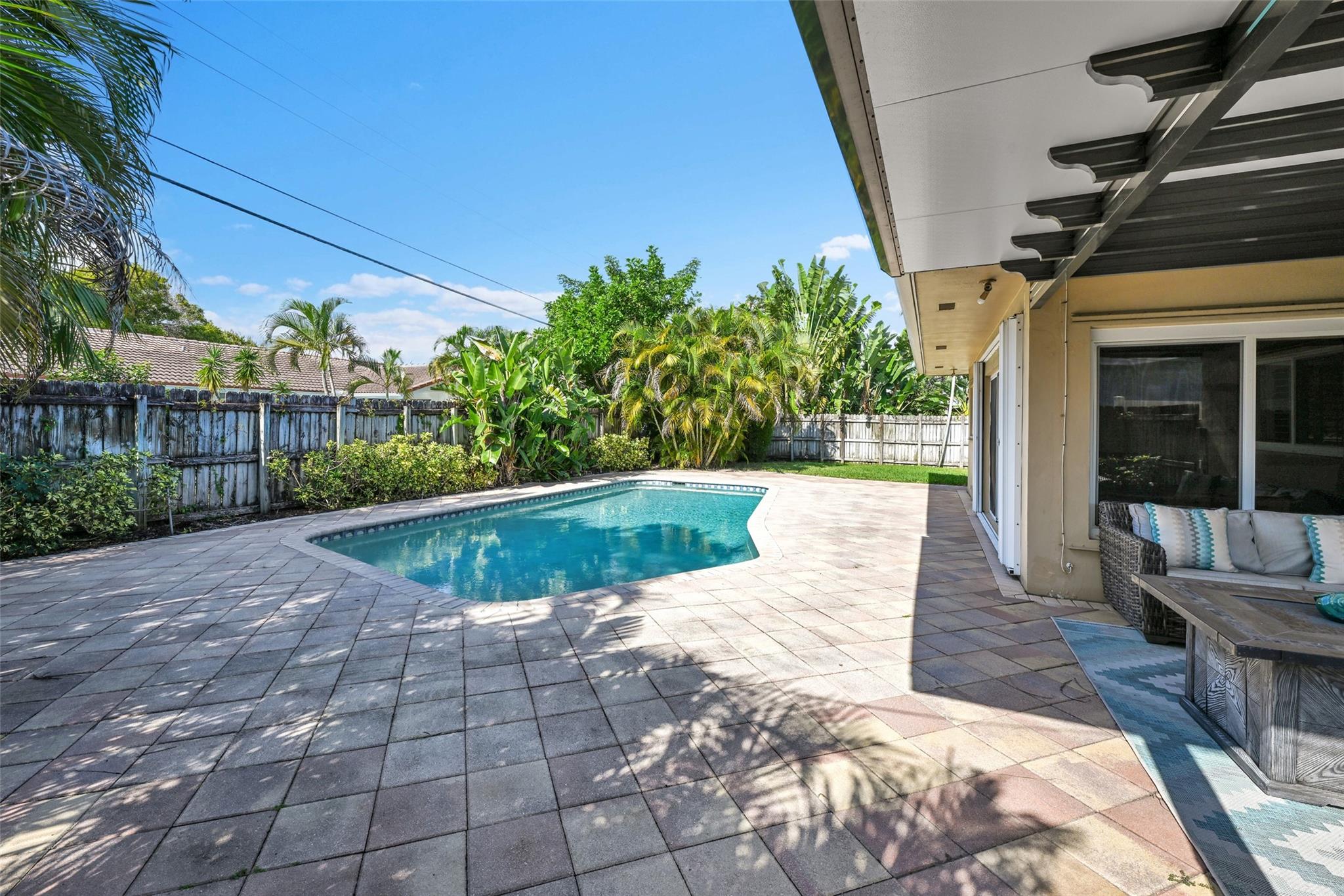 CORAL HEIGHTS SEC ONE - Residential