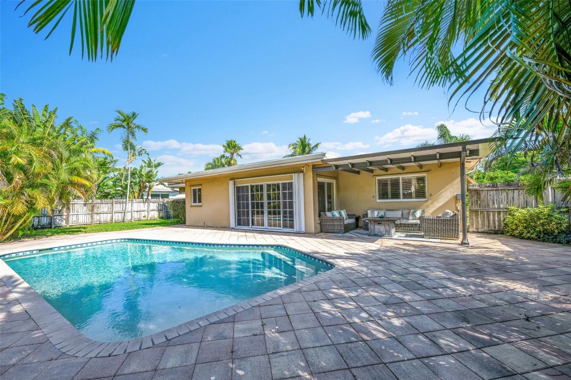 CORAL HEIGHTS SEC ONE - Residential