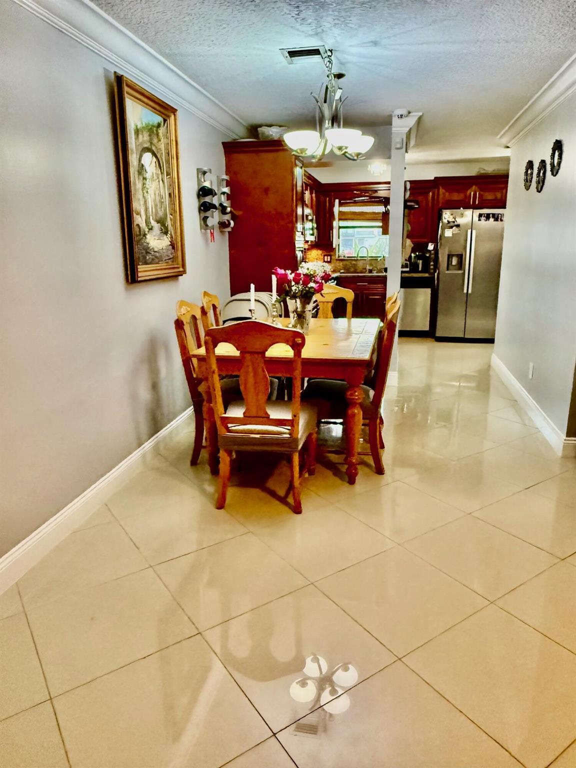 304 Shoreview Drive 4, Greenacres, FL, 33463/$280,000 4 304 Shoreview Drive 4