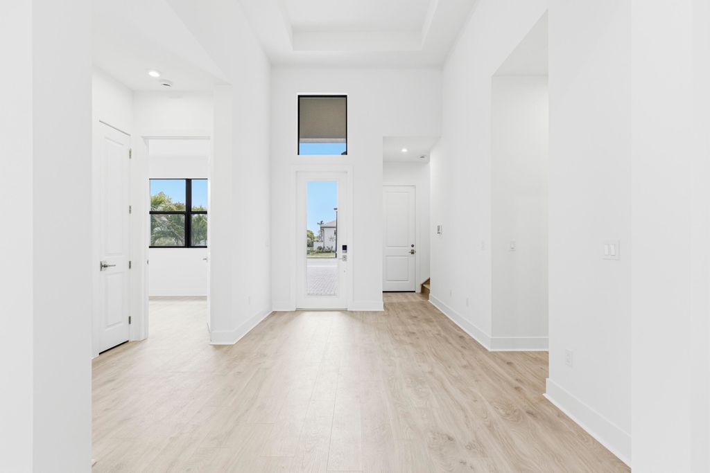 Photo of 13921 Vivant Drive, Palm Beach Gardens, FL 33412 (MLS # B26009665)