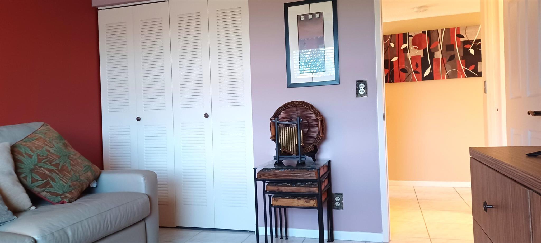 HUNTINGTON LAKES - Residential