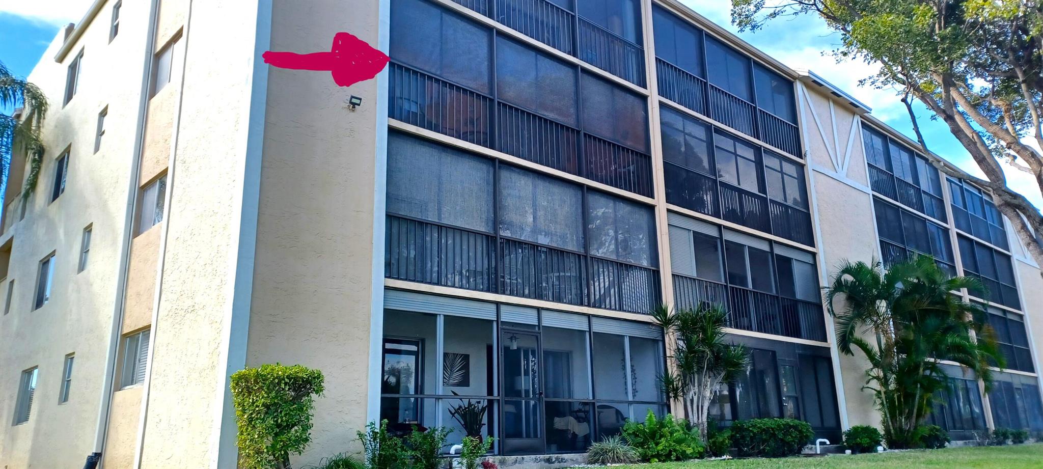 HUNTINGTON LAKES - Residential