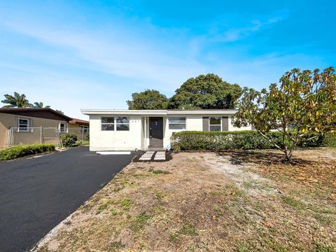 327 NW 11th Avenue Delray Beach FL 33444