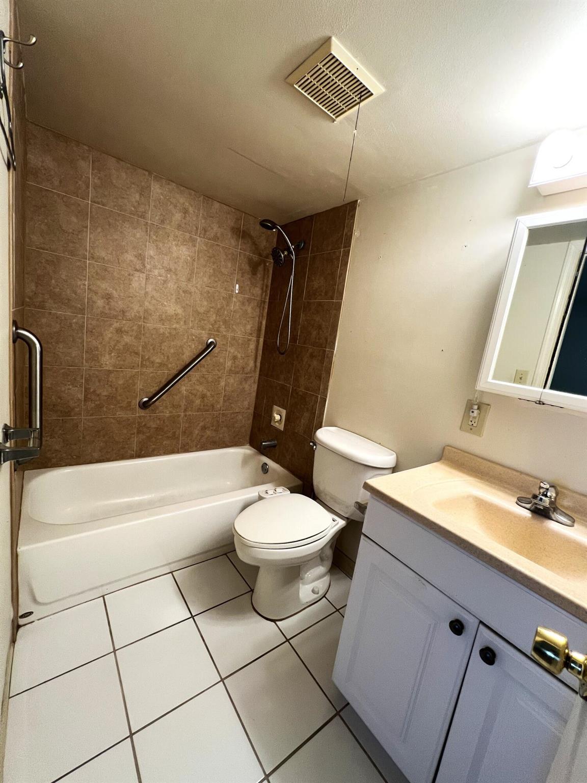 BOCA TERRACE CONDO PH I A - Residential