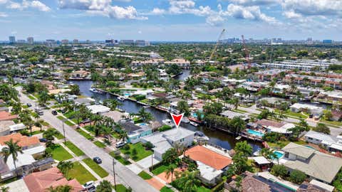 Tiny photo for 120 SE 12th Court, Pompano Beach, FL 33060 (MLS # B26027596)
