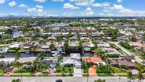 Tiny photo for 120 SE 12th Court, Pompano Beach, FL 33060 (MLS # B26027596)