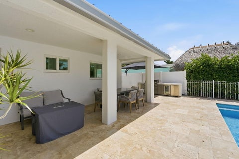 Tiny photo for 120 SE 12th Court, Pompano Beach, FL 33060 (MLS # B26027596)