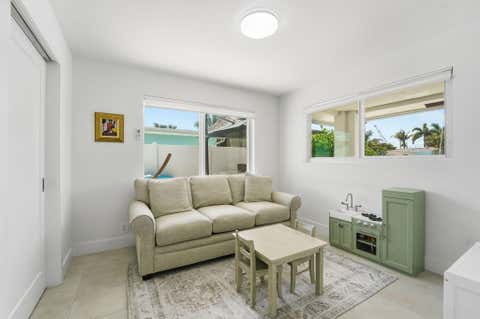 Tiny photo for 120 SE 12th Court, Pompano Beach, FL 33060 (MLS # B26027596)