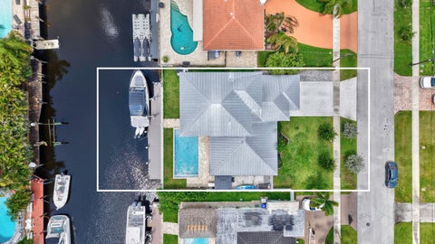 Tiny photo for 120 SE 12th Court, Pompano Beach, FL 33060 (MLS # B26027596)