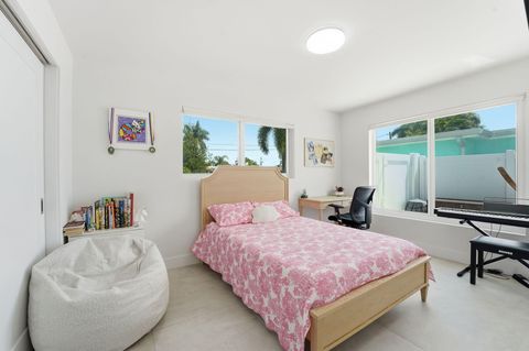 Tiny photo for 120 SE 12th Court, Pompano Beach, FL 33060 (MLS # B26027596)