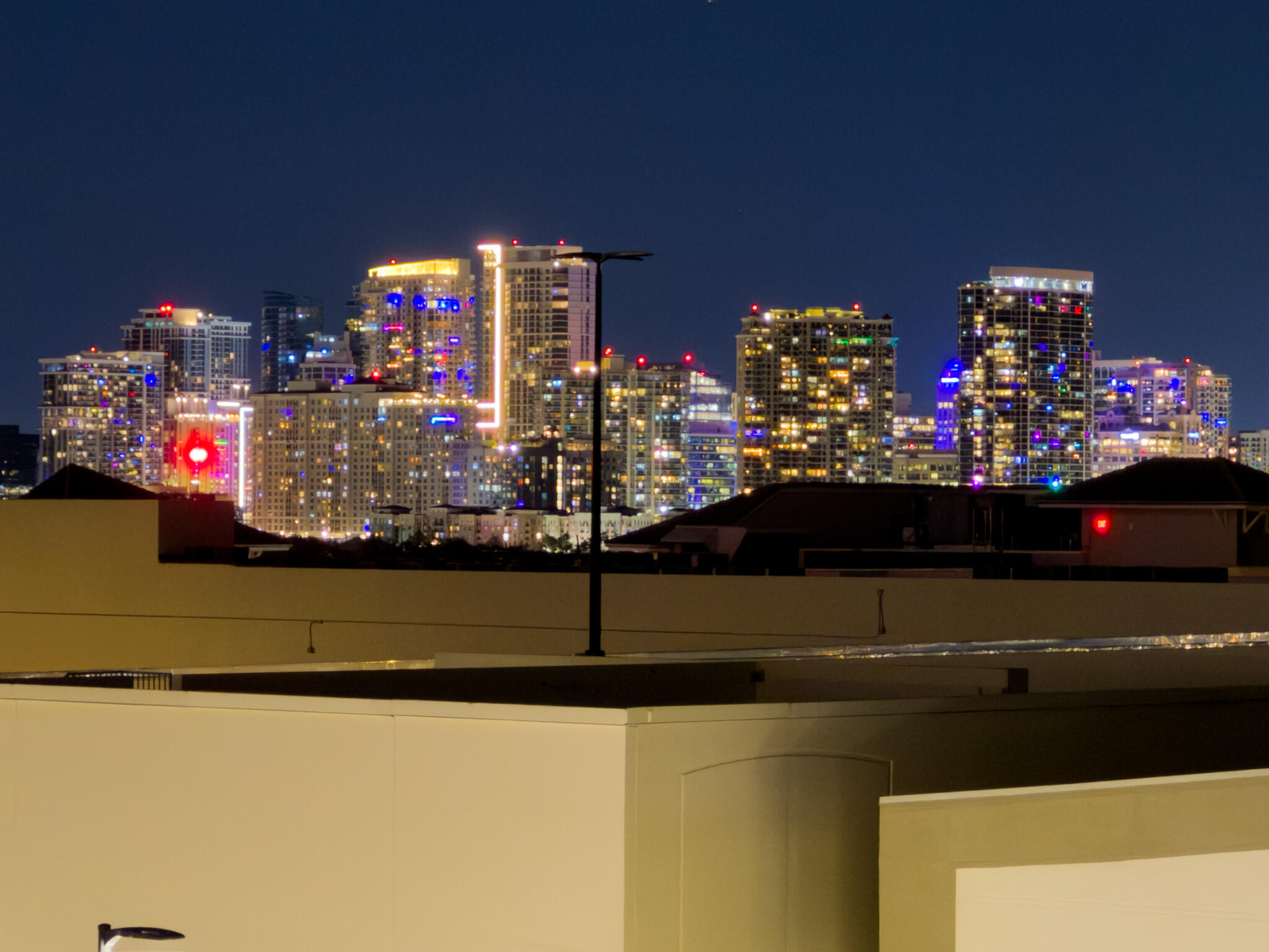PORT CONDO - Residential