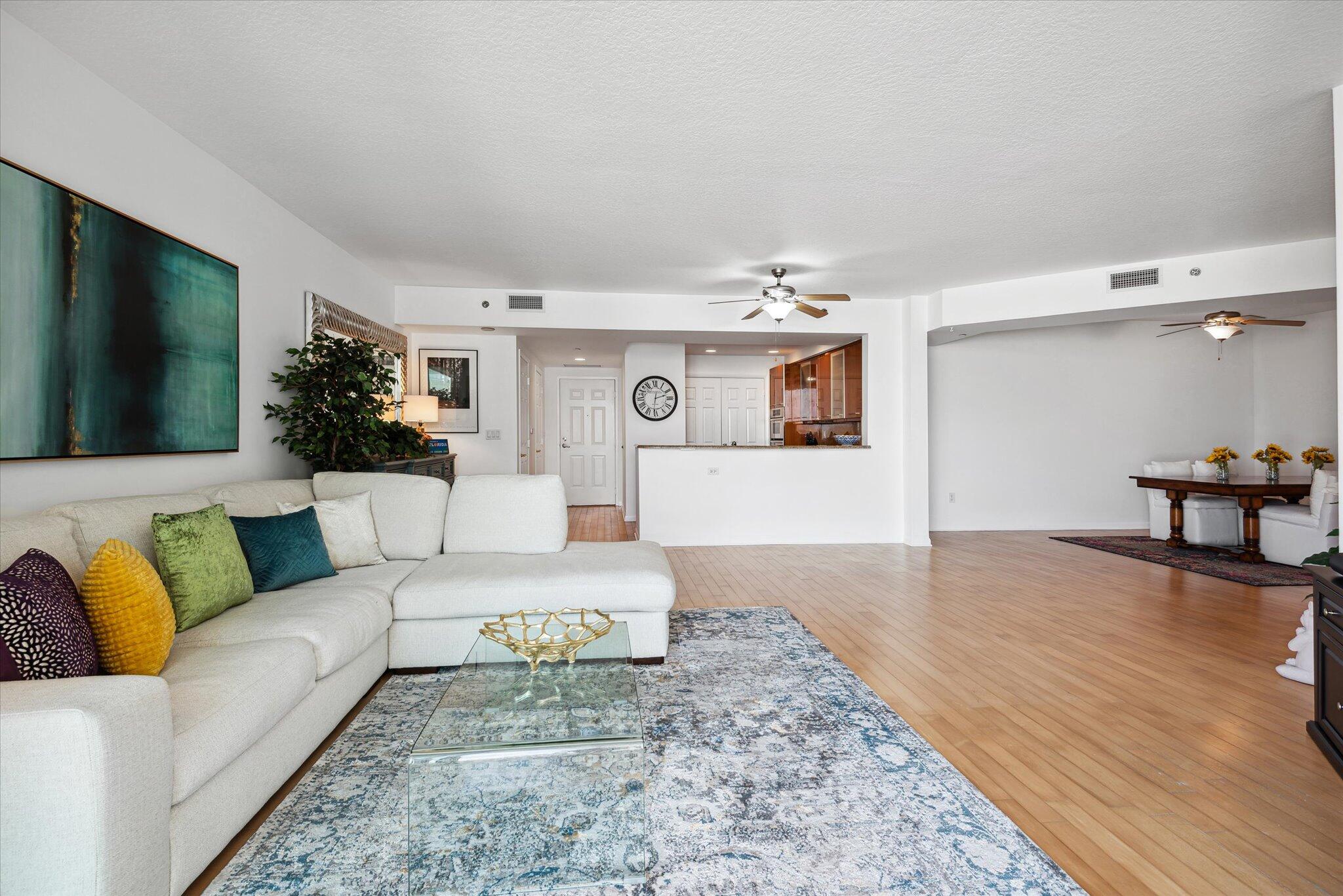 PORT CONDO - Residential