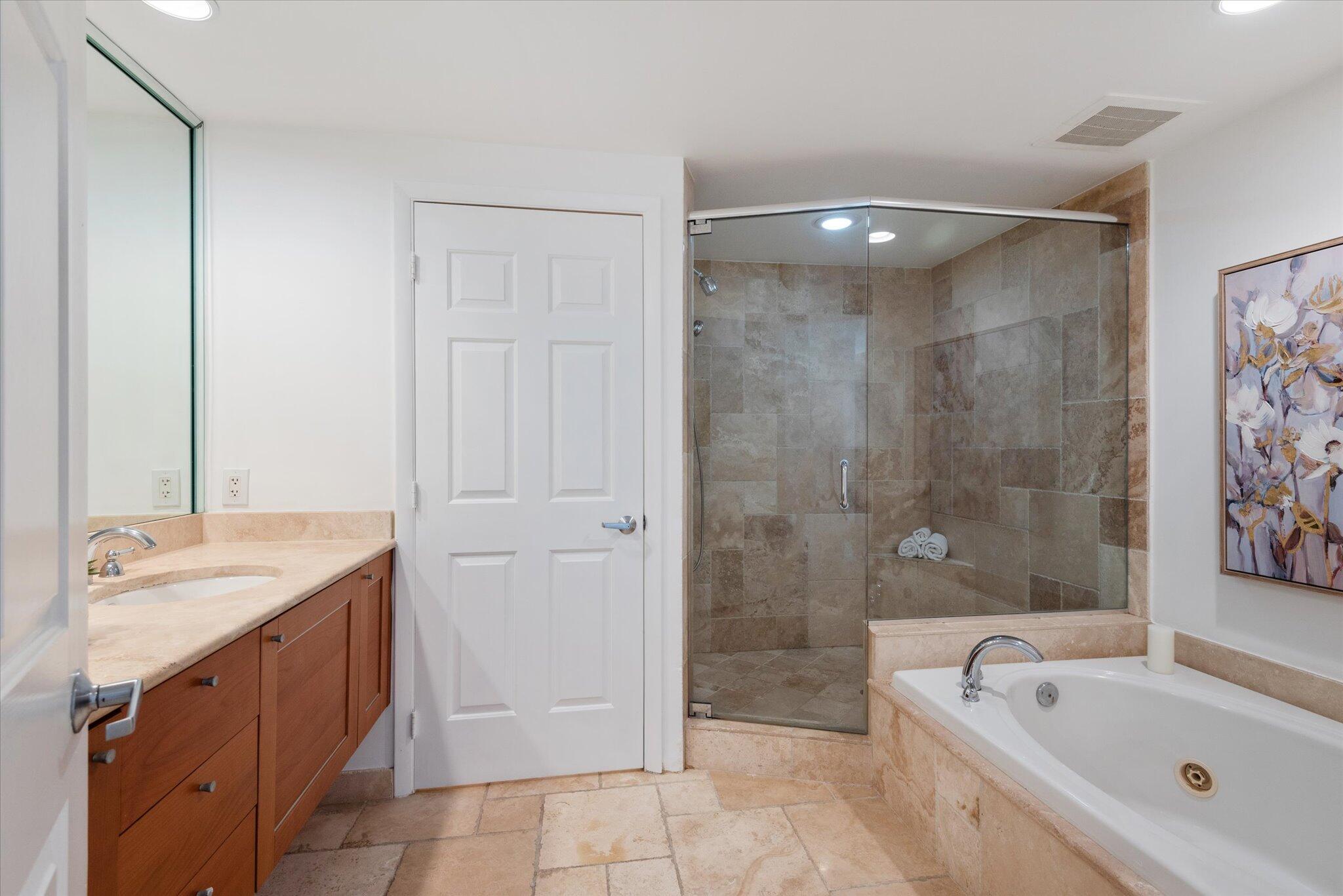 PORT CONDO - Residential