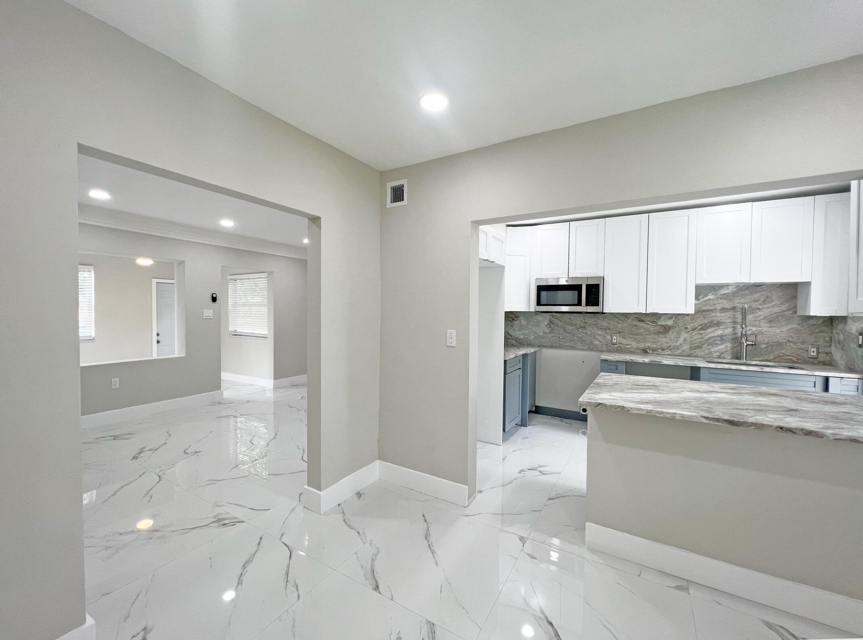 W LITTLE RIVER REV - Residential